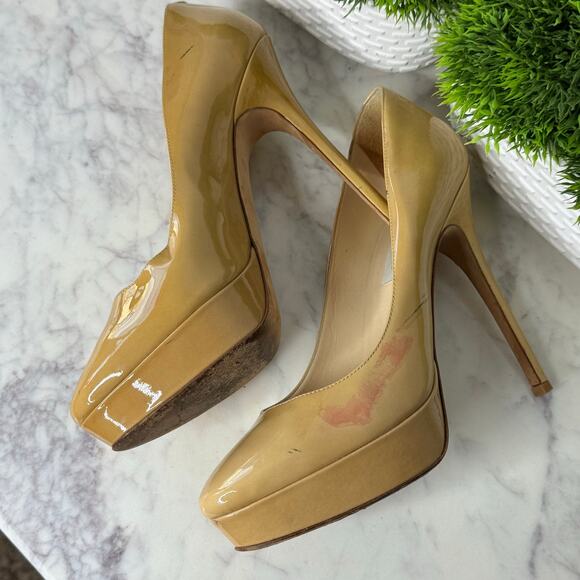 Jimmy Choo Patent Pumps 37.5 - Picture 7 of 9